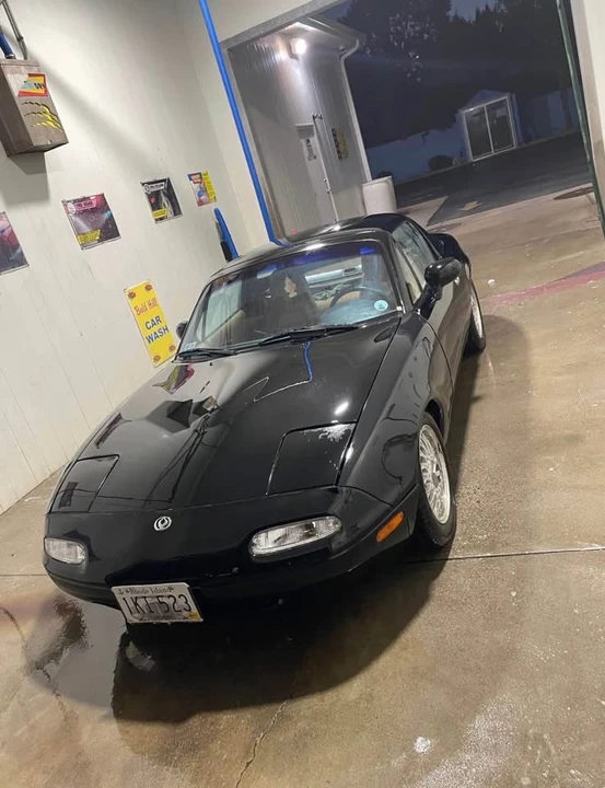 1993 Mazda NA MX-5 Miata - Image 6 of 8
