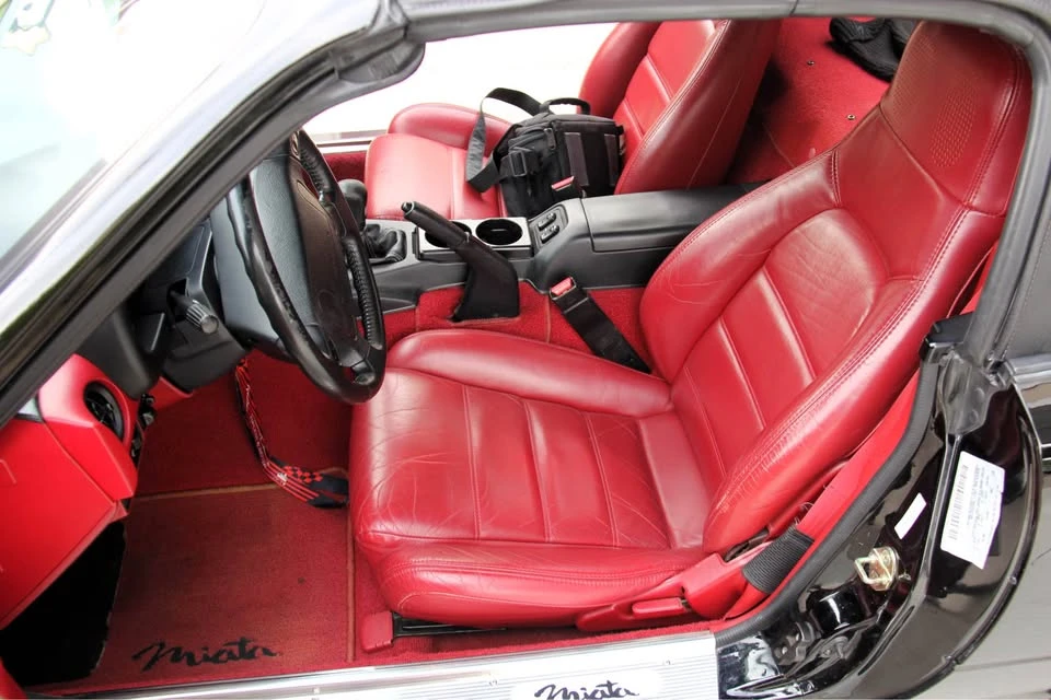 1993 Mazda NA MX-5 Miata - Image 17 of 20