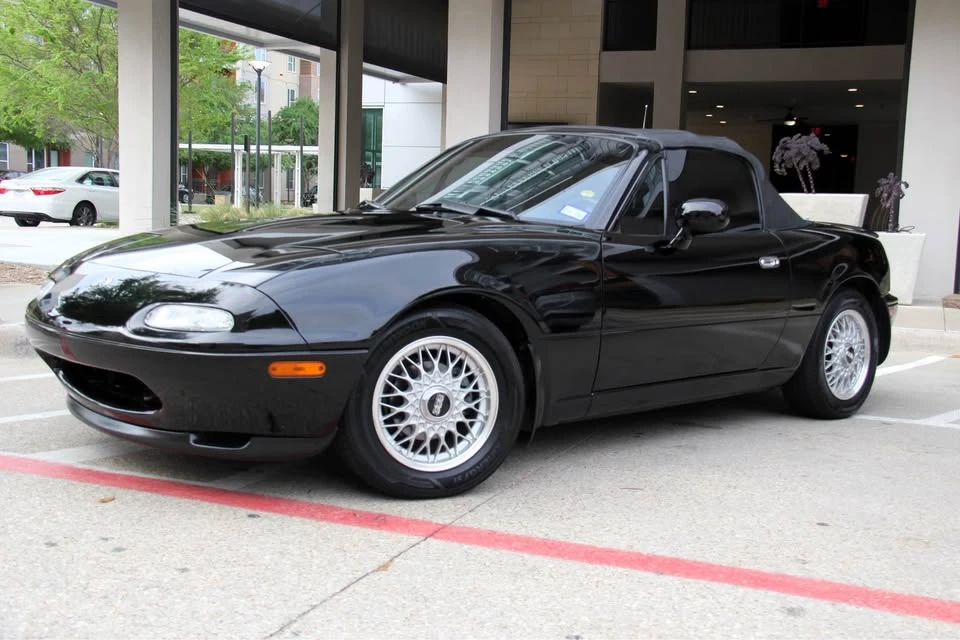 1993 Mazda NA MX-5 Miata - Image 9 of 20