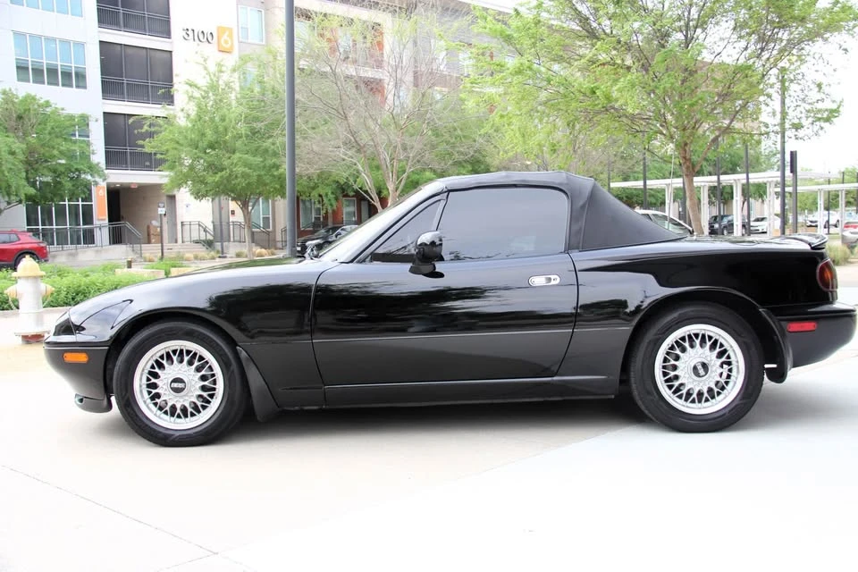 1993 Mazda NA MX-5 Miata - Image 5 of 20