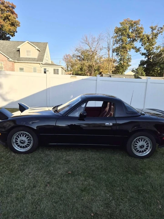 1993 Mazda NA MX-5 Miata - Image 6 of 19