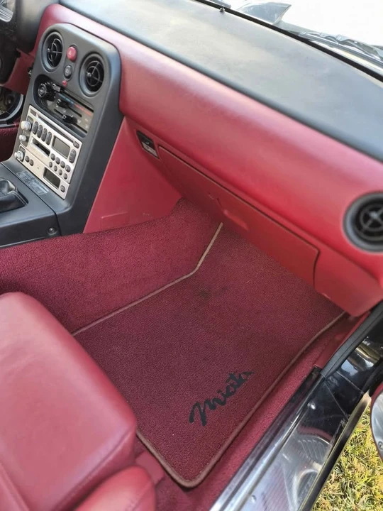 1993 Mazda NA MX-5 Miata - Image 16 of 19