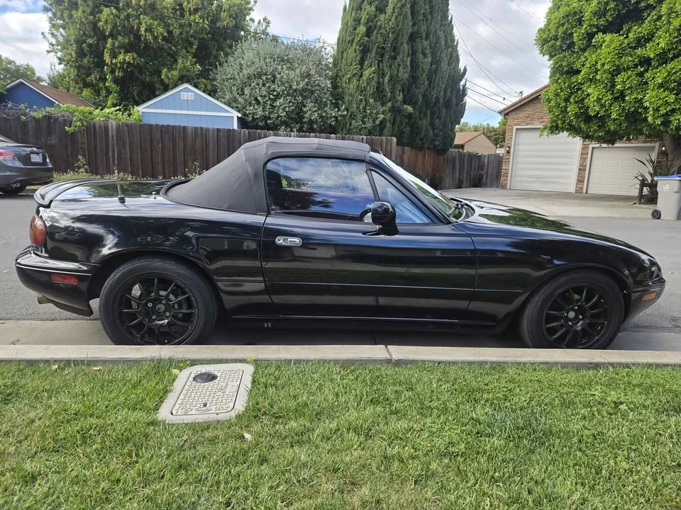 1993 Mazda NA MX-5 Miata - Image 9 of 16