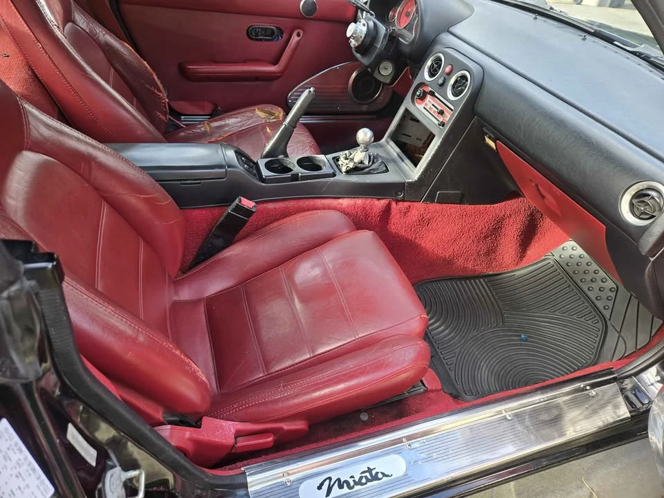 1993 Mazda NA MX-5 Miata - Image 14 of 16