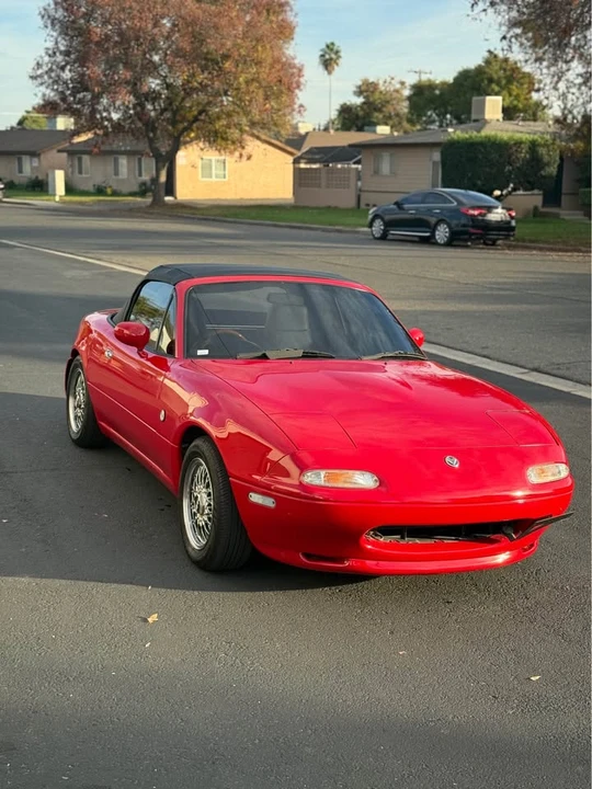 1993 Mazda NA MX-5 Miata - Image 2 of 12
