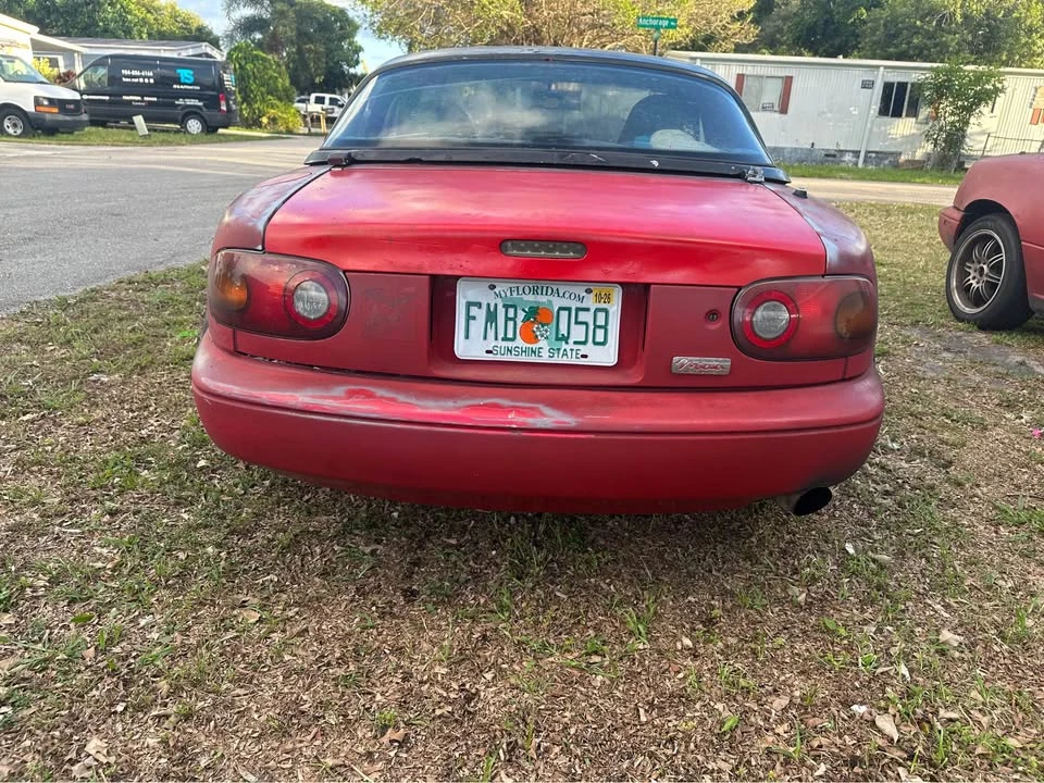1993 Mazda NA MX-5 Miata - Image 5 of 9