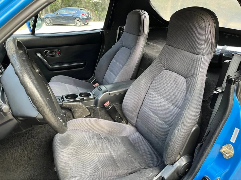 1993 Mazda NA MX-5 Miata - Image 12 of 17