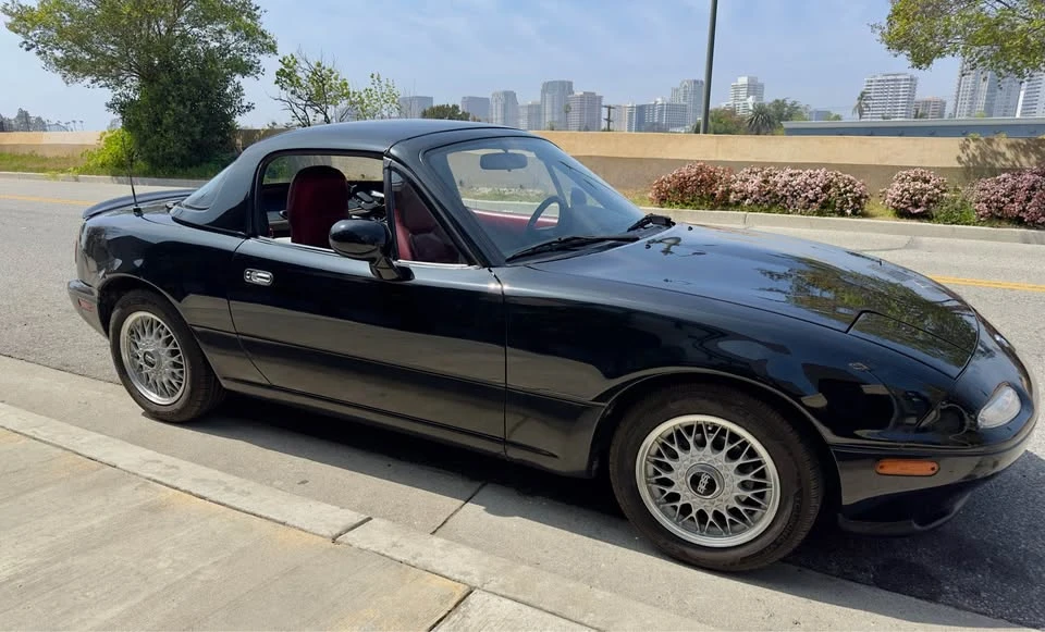 1993 Mazda NA MX-5 Miata - Image 2 of 15