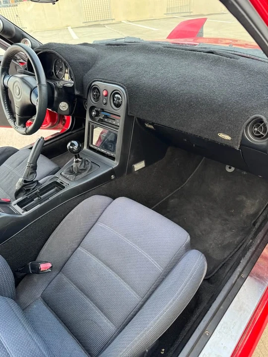 1993 Mazda NA MX-5 Miata - Image 7 of 8