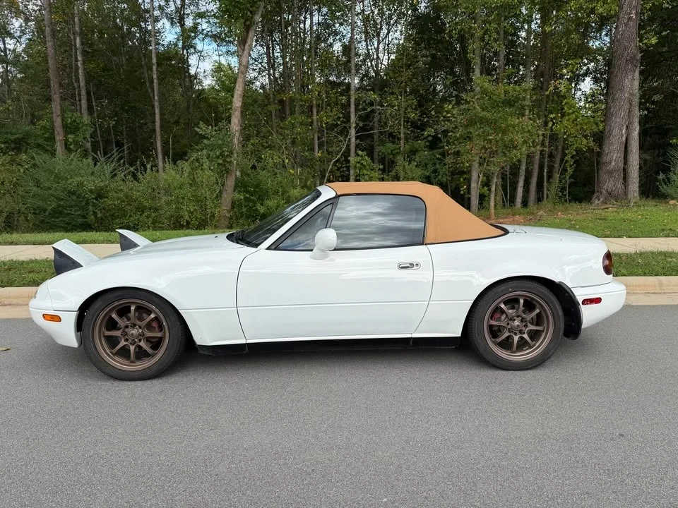 1993 Mazda NA MX-5 Miata - Image 4 of 8
