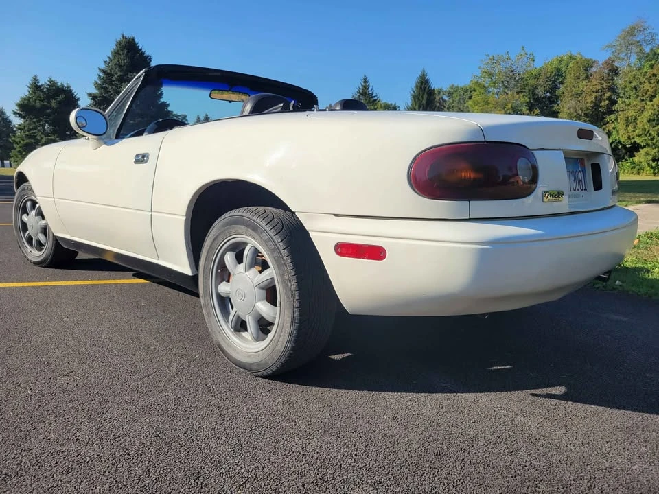 1993 Mazda NA MX-5 Miata - Image 12 of 14