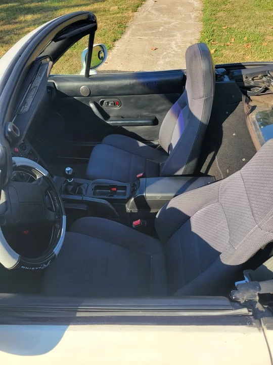 1993 Mazda NA MX-5 Miata - Image 10 of 14