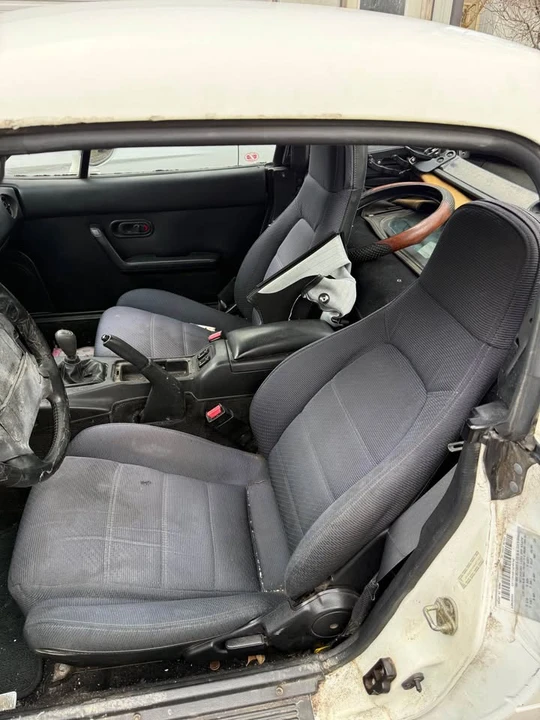 1993 Mazda NA MX-5 Miata - Image 5 of 6