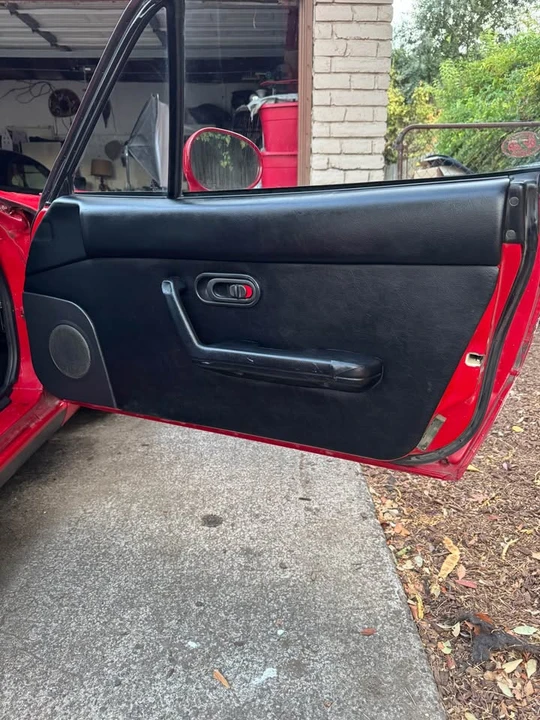 1993 Mazda NA MX-5 Miata - Image 14 of 18