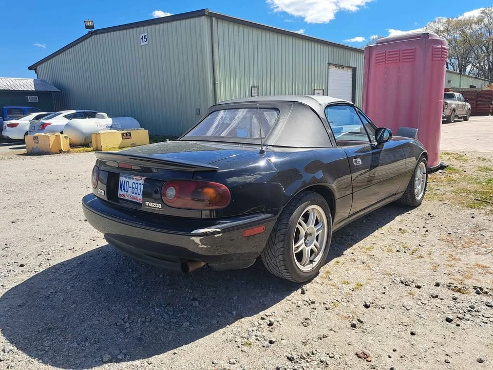 1993 Mazda NA MX-5 Miata - Image 11 of 15