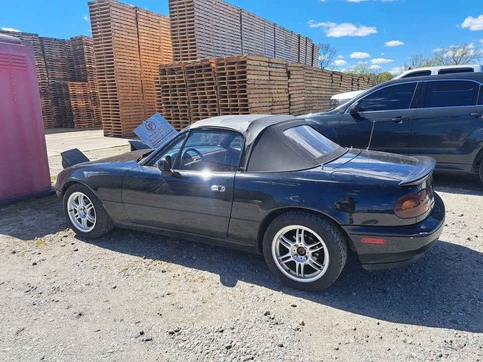 1993 Mazda NA MX-5 Miata - Image 13 of 15