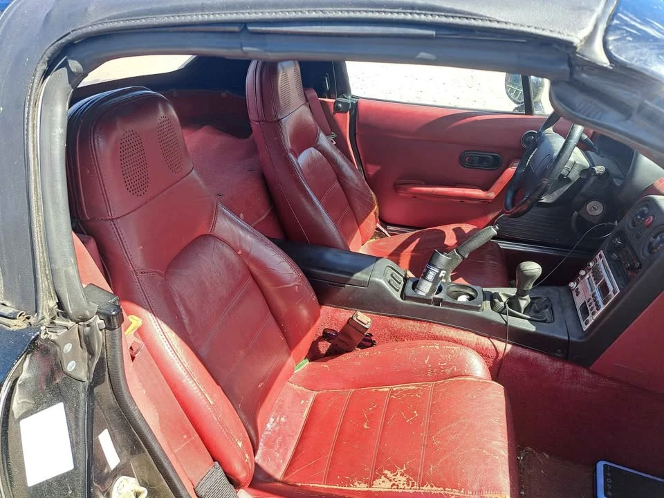 1993 Mazda NA MX-5 Miata - Image 10 of 15