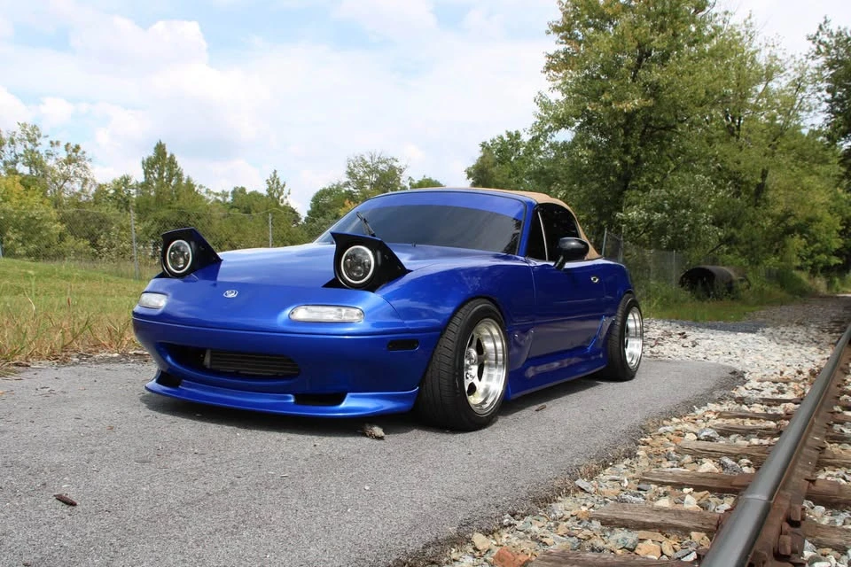 1993 Mazda NA MX-5 Miata - Image 15 of 16