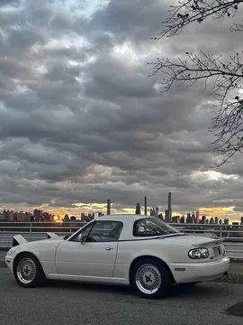 1993 Mazda MX-5 Miata Sport Convertible