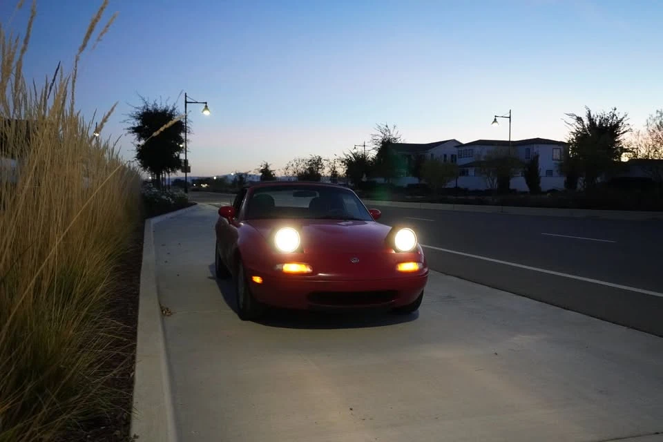 1993 Mazda NA MX-5 Miata - Image 4 of 4