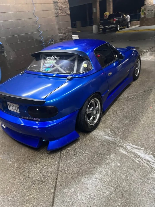 1993 Mazda NA MX-5 Miata - Image 6 of 15
