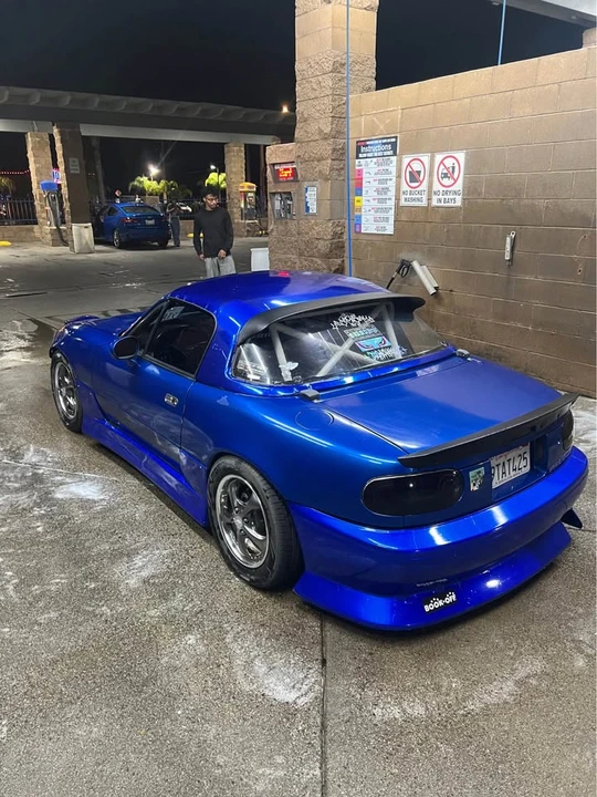 1993 Mazda NA MX-5 Miata - Image 4 of 15