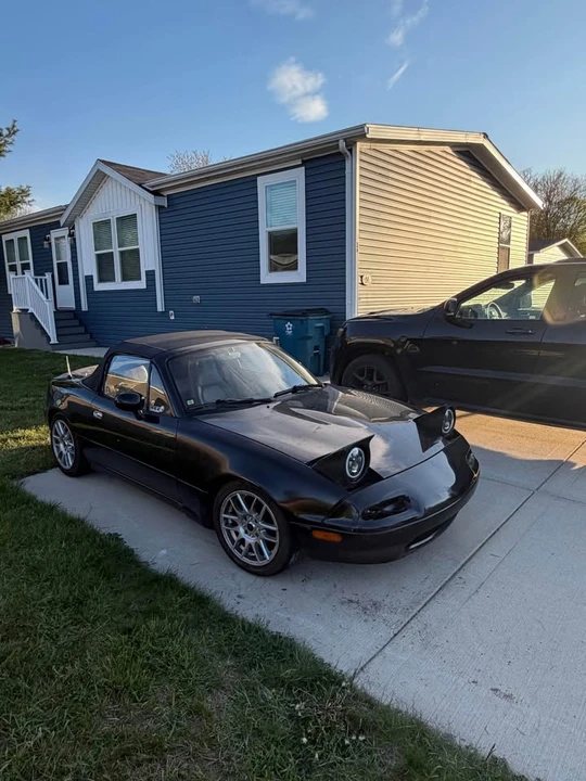 1993 Mazda NA MX-5 Miata - Image 3 of 11