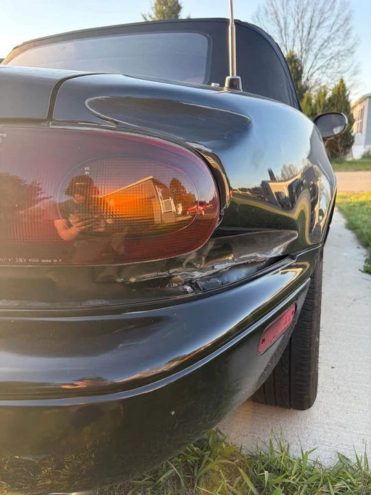 1993 Mazda NA MX-5 Miata - Image 10 of 11