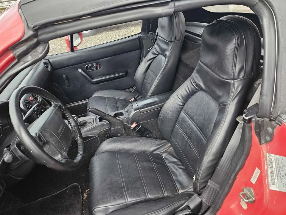 1993 Mazda NA MX-5 Miata - Image 10 of 11