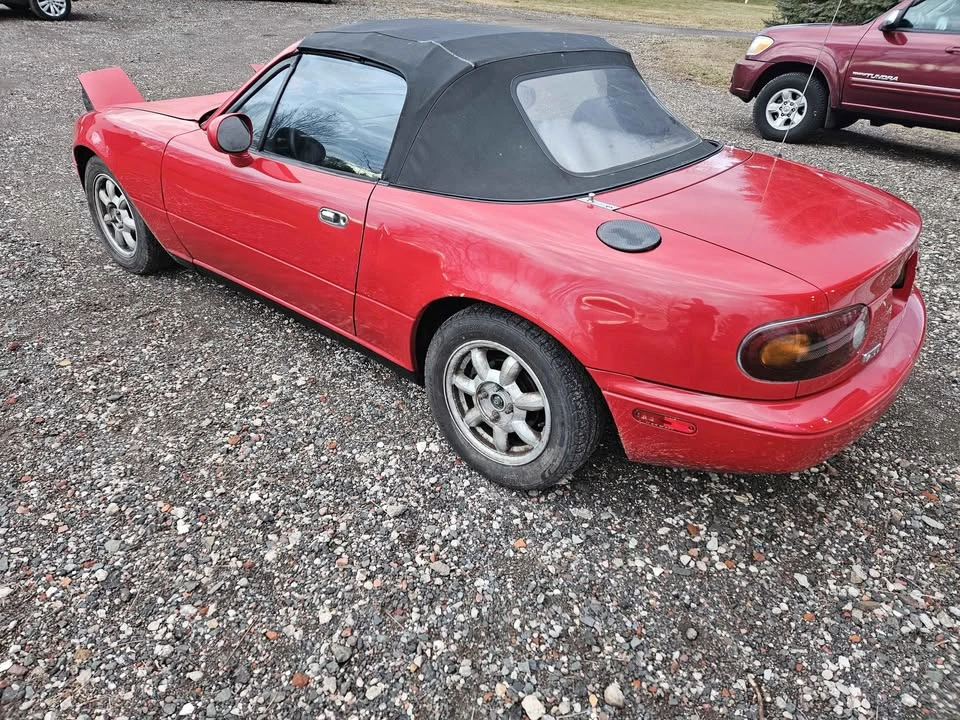1993 Mazda NA MX-5 Miata - Image 6 of 11