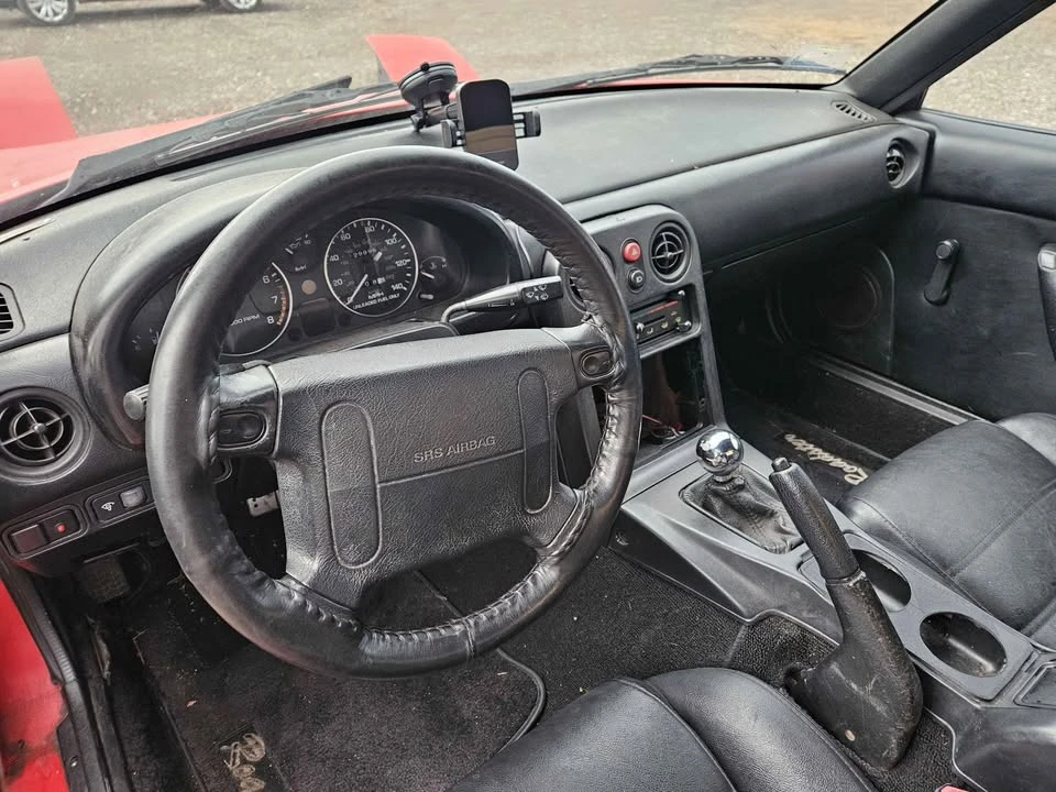 1993 Mazda NA MX-5 Miata - Image 8 of 11