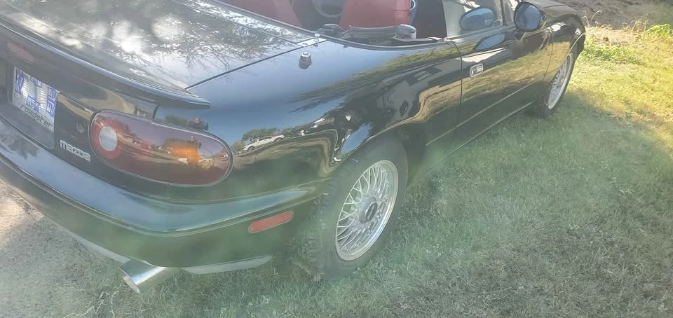 1993 Mazda NA MX-5 Miata - Image 7 of 15