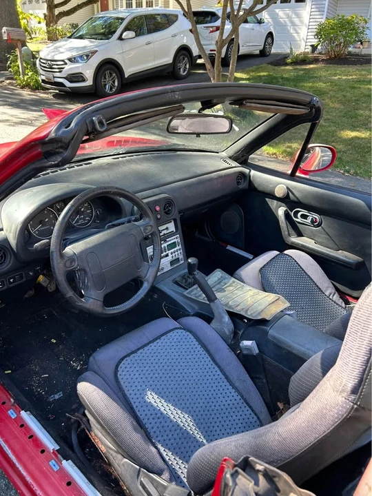 1993 Mazda NA MX-5 Miata - Image 8 of 9