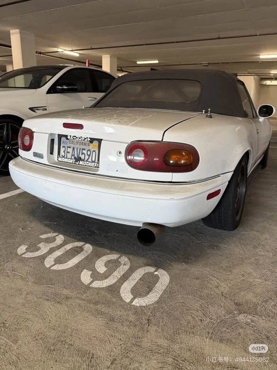 1993 Mazda NA MX-5 Miata - Image 5 of 9