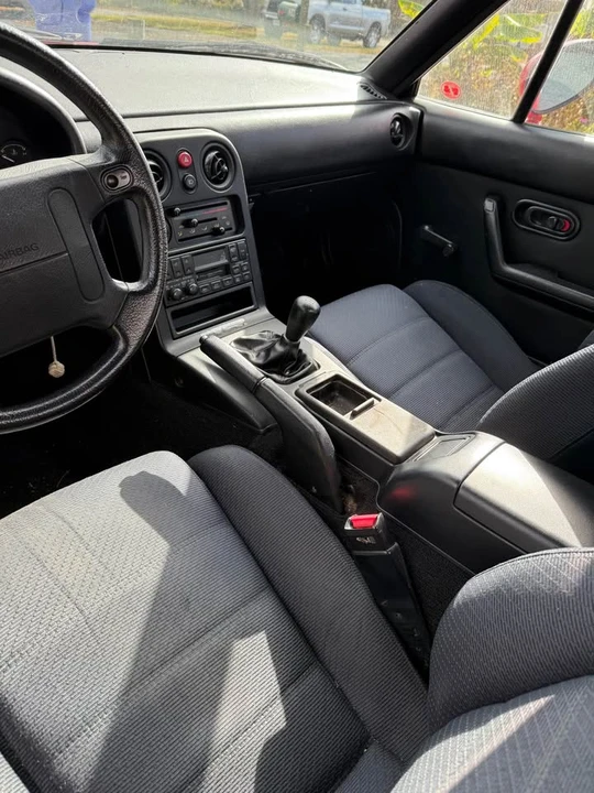 1993 Mazda NA MX-5 Miata - Image 7 of 8