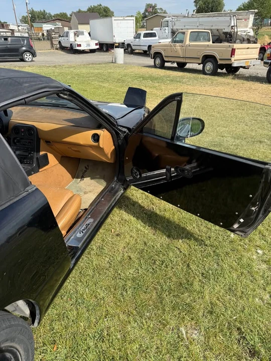 1993 Mazda NA MX-5 Miata - Image 9 of 12