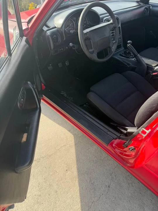 1993 Mazda NA MX-5 Miata - Image 10 of 16