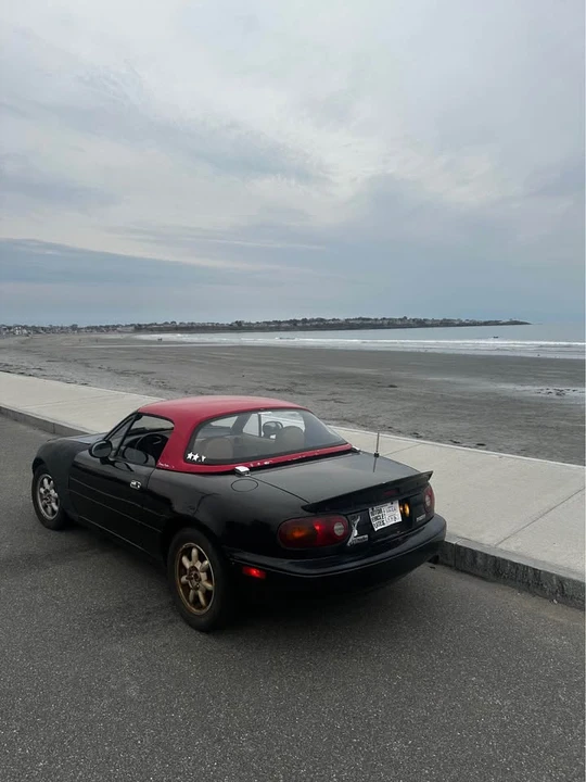 1993 Mazda NA MX-5 Miata - Image 11 of 12