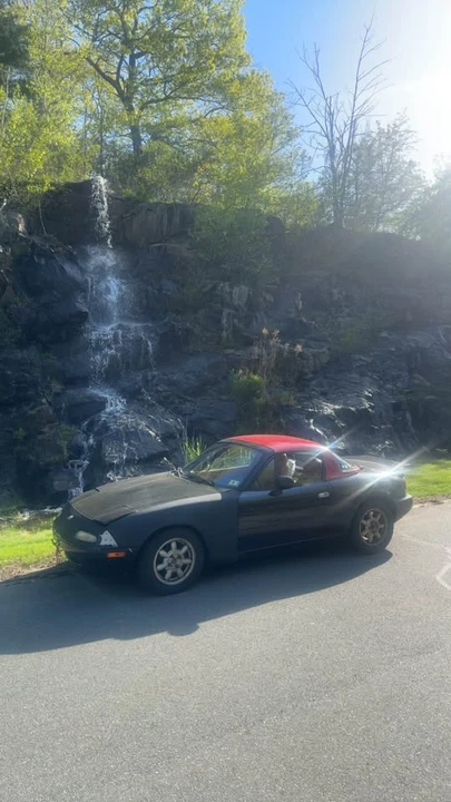 1993 Mazda NA MX-5 Miata - Image 10 of 12