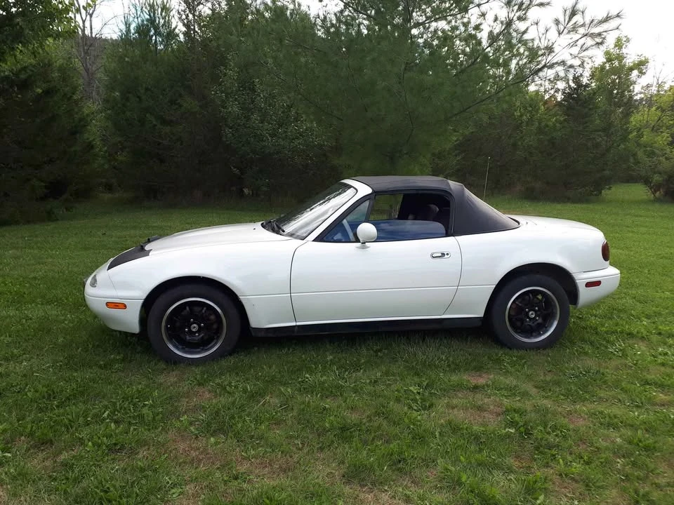 1993 Mazda NA MX-5 Miata - Image 2 of 7