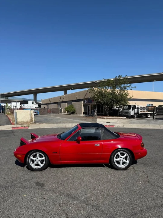 1993 Mazda NA MX-5 Miata - Image 3 of 8