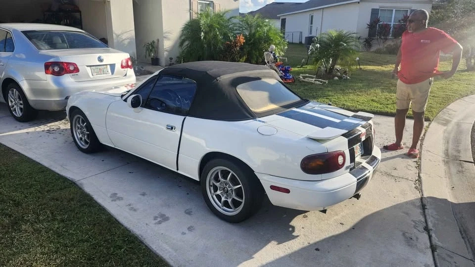 1993 Mazda NA MX-5 Miata - Image 7 of 8