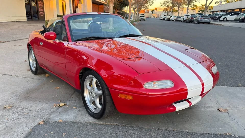 1993 Mazda NA MX-5 Miata - Image 6 of 20