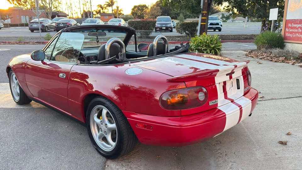 1993 Mazda NA MX-5 Miata - Image 2 of 20