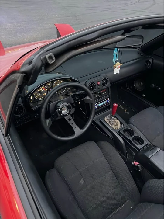 1993 Mazda NA MX-5 Miata - Image 6 of 7