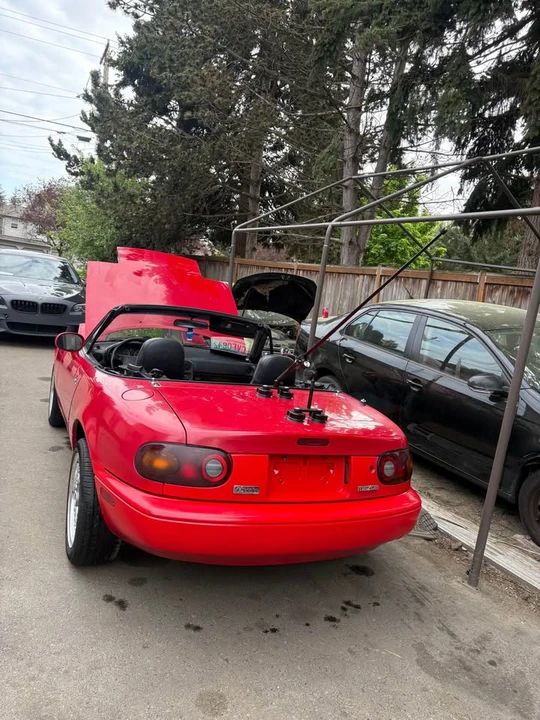 1993 Mazda NA MX-5 Miata - Image 2 of 4