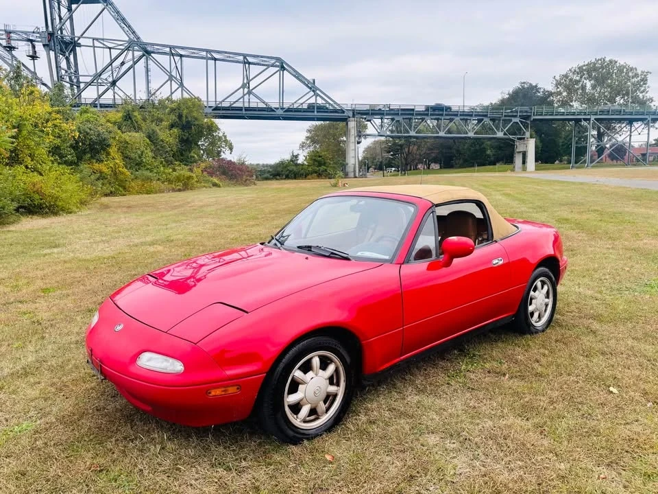 1993 Mazda NA MX-5 Miata - Image 15 of 17