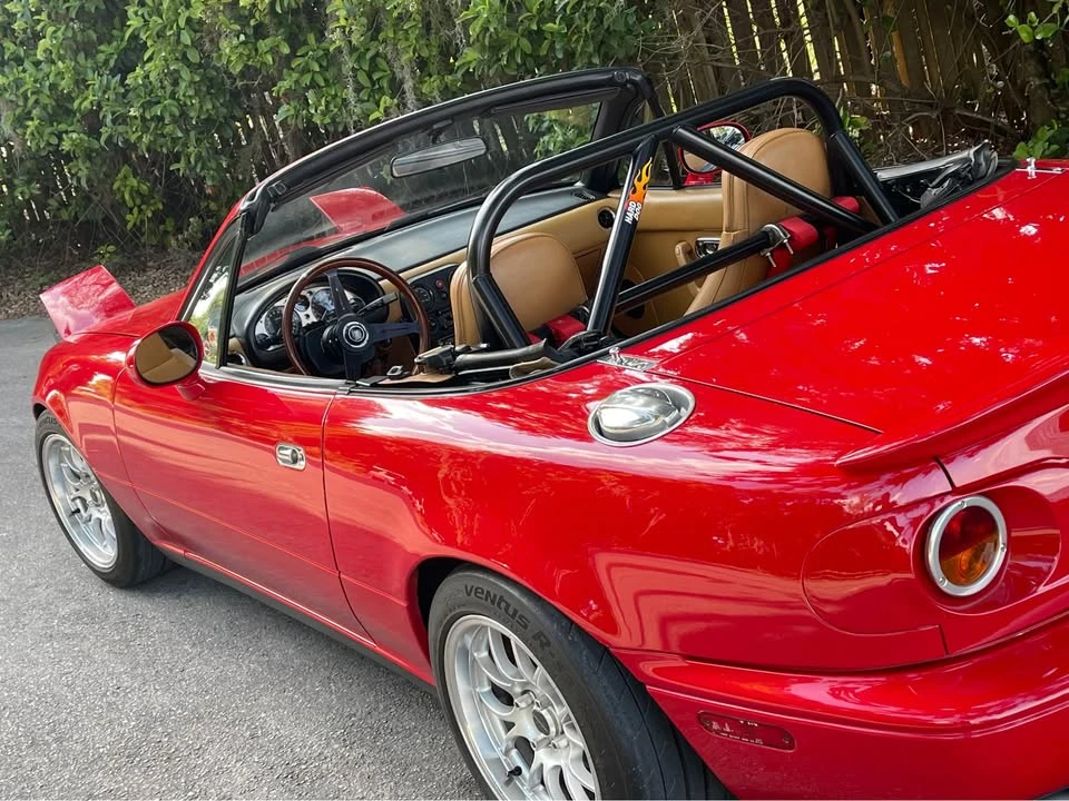 1993 Mazda NA MX-5 Miata - Image 2 of 19