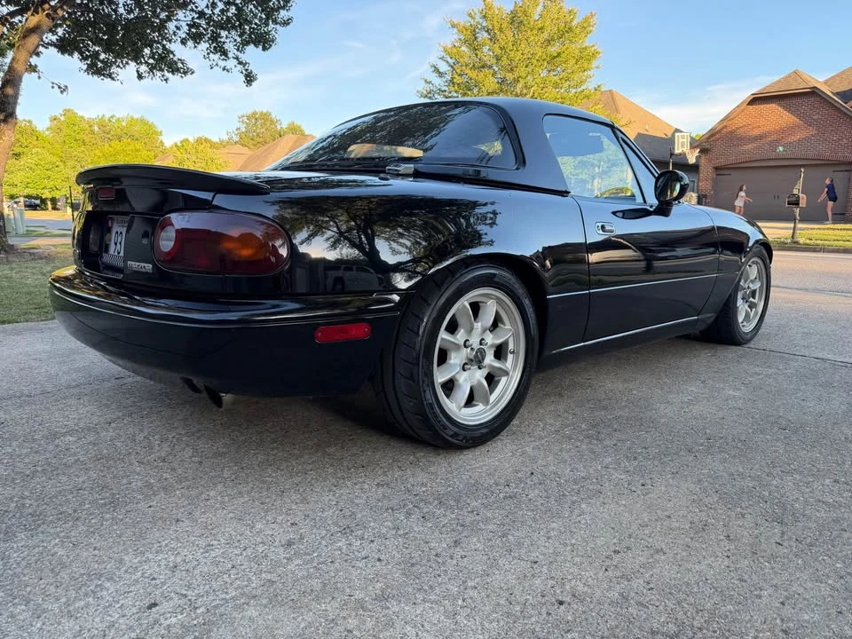 1993 Mazda NA MX-5 Miata - Image 2 of 17