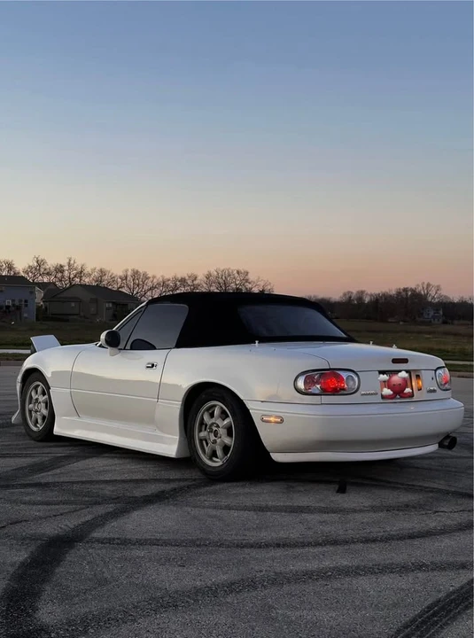 1993 Mazda NA MX-5 Miata - Image 4 of 12